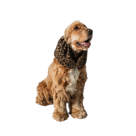 Knitted snood animal print