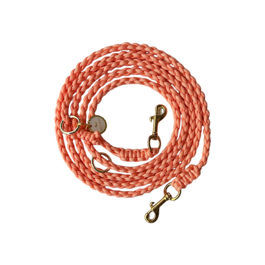 Hands-free leash peach