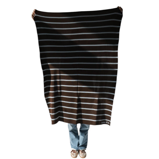 Blanket brown stripes