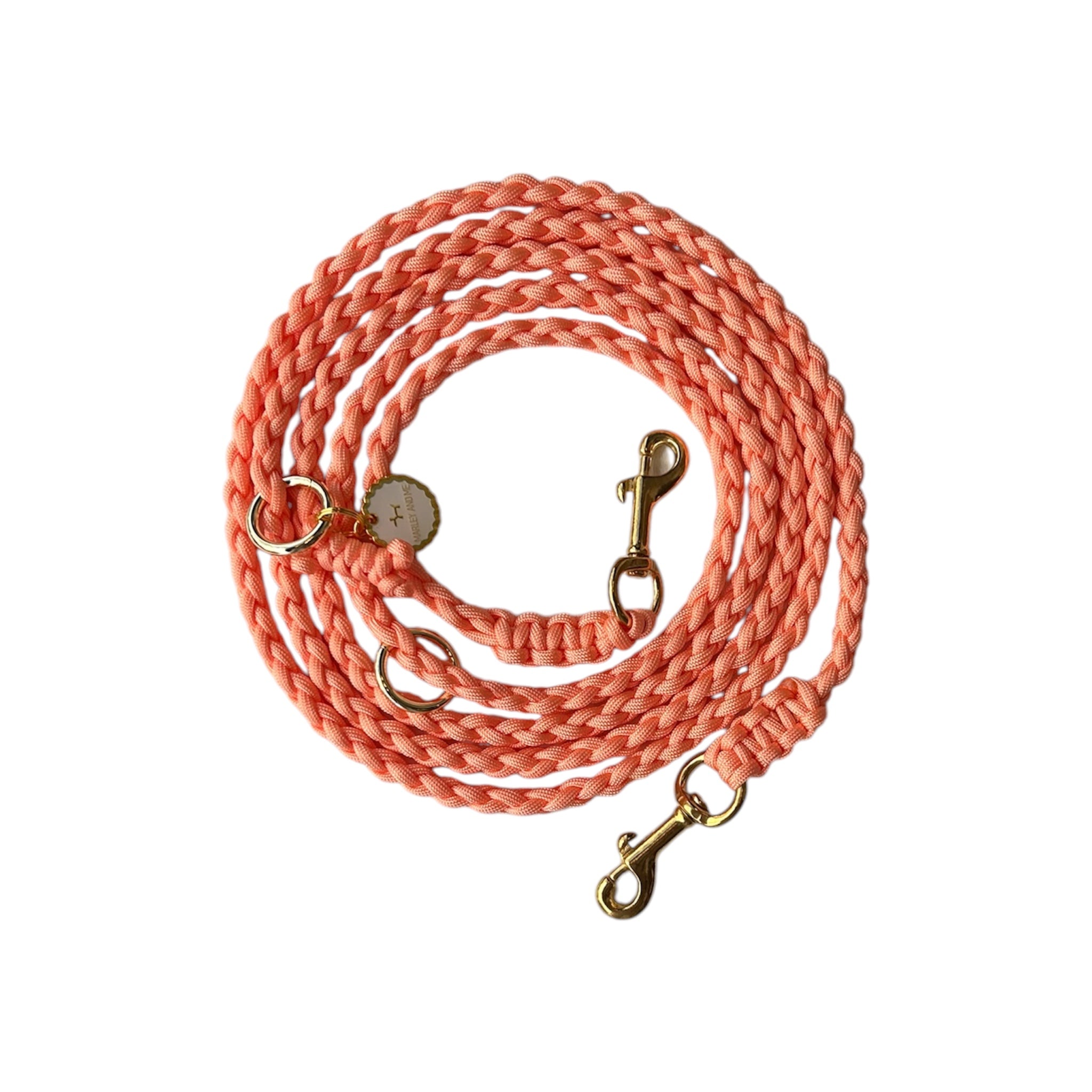 Hands-free leash peach